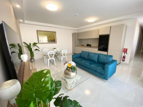 MIA White Luxury Suite - Topfloor two bed in Qawra
